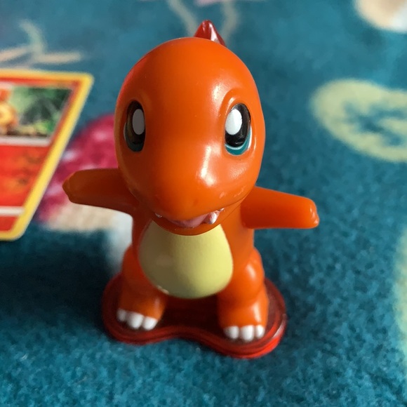 Pokemon TCG Charmander/Charmeleon Bundle w/ Box (16 cards, figurine, & more) - Picture 5 of 14